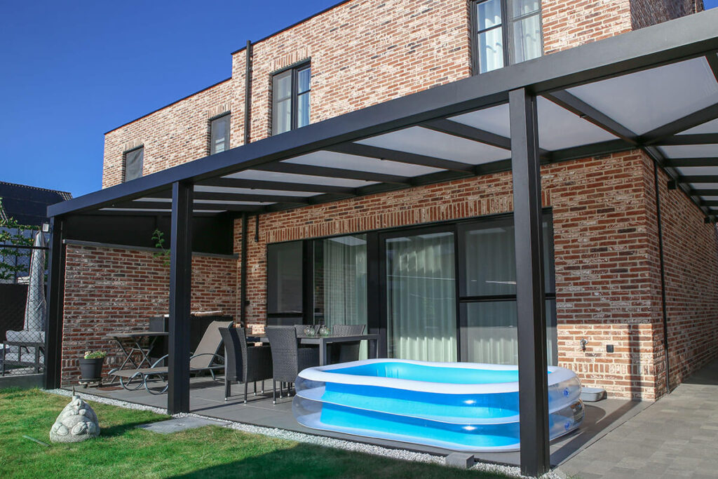 alu pergola met polycarbonaat dak
